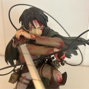 Anime Figure Captain Levi AOT